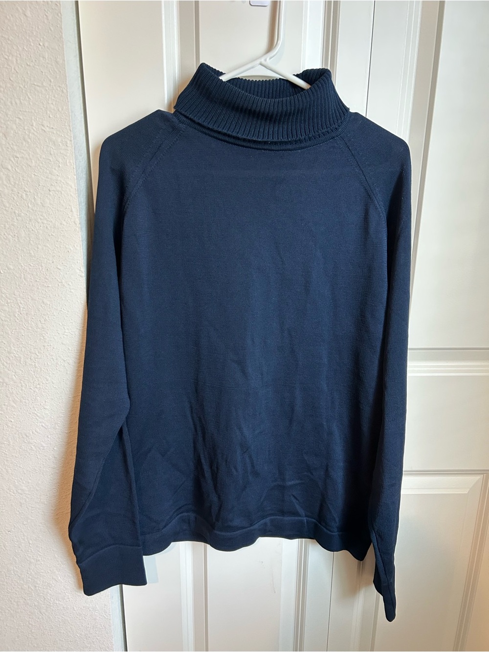 Vintage Van Heusen Coleseta Blue Cowl Neck Sweater 73% Acetate Size L